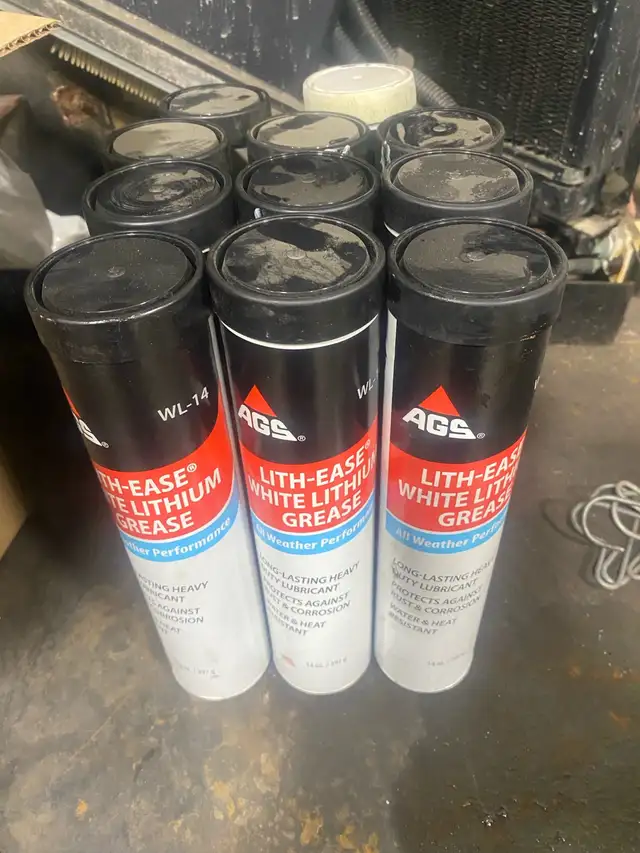  White lithium grease65165136294017120