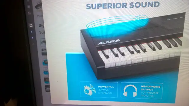 Alesis Recital Pro Bundel - Electric Keyboard, 88 Weighted Keys in Pianos & Keyboards in Bedford - Image 9