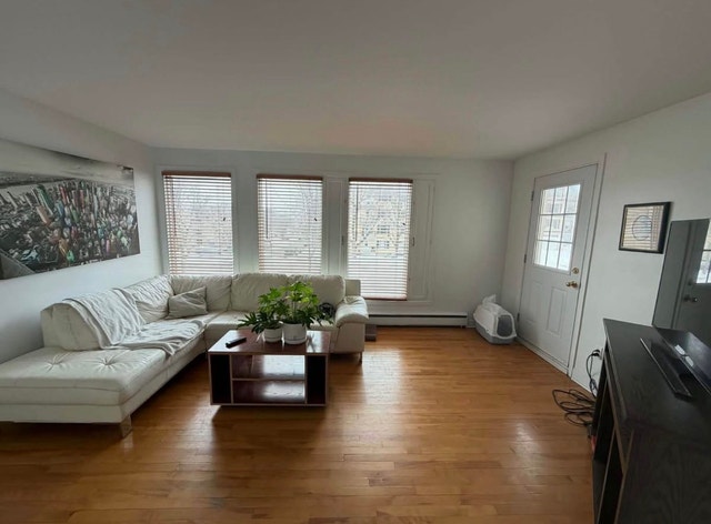 764 Rue de la Place Philippe — photo 2