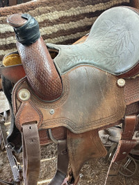 Youth roping saddle 