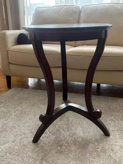 Table de coin en bois, View more
