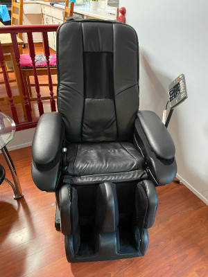 Chair For Massage | Kijiji in Alberta. - Buy, Sell & Save with Canada's #1  Local Classifieds.