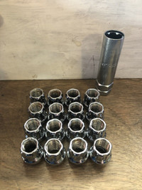 16x Gorilla 9/16 - 18 R H/T Lug Nuts & Tool