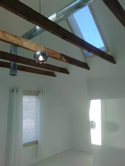 Located on North Provost St., this is a rare find that is in walking distance to downtown New Glasgo...