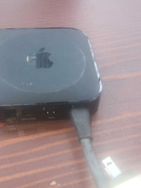 Apple TV (3rd Generation) 1080P Media Streaming Player A1469 
