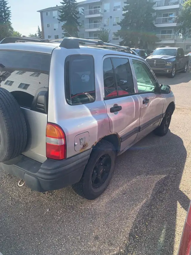 chevy tracker 2001547056904444334081