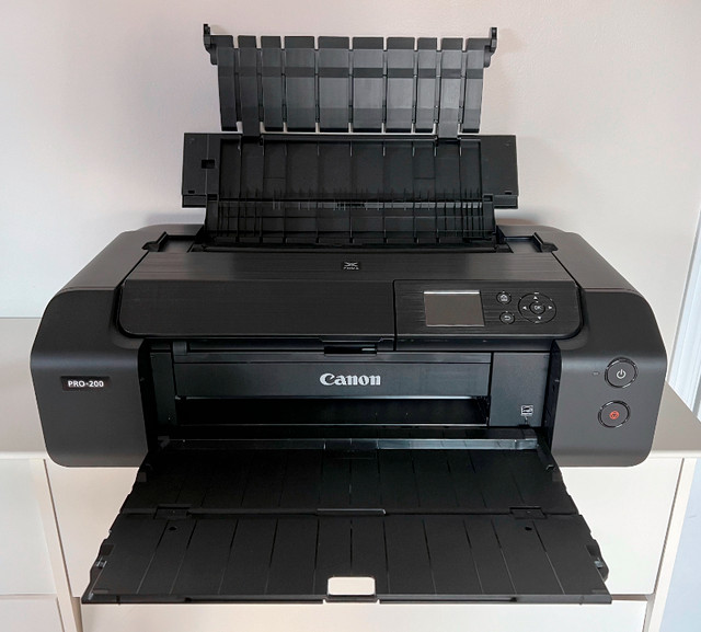 Imprimante Canon Pixma Pro-200 Photo Printer in Other in Gatineau - Image 2