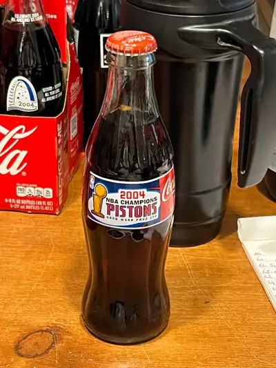 Coca-Cola-COKE BOTTLE Classic 2004 NBA Champions PISTONS FULL8OZ, View more