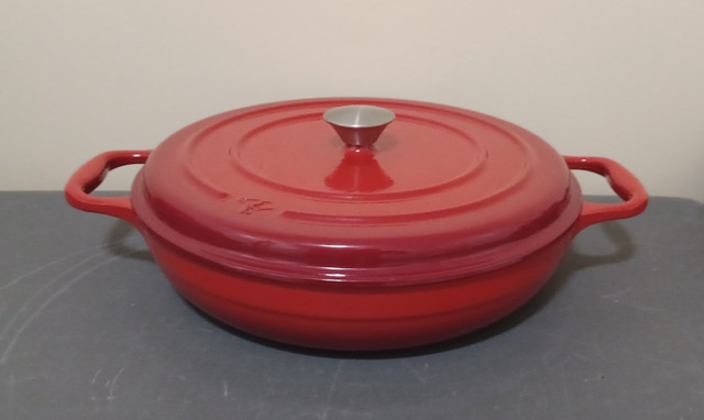 New Red PC President's Choice Enameled Cast Iron Braiser 3.5 Qt in Kitchen & Dining Wares in Chatham-Kent - Image 2