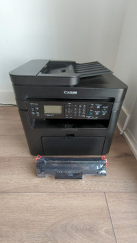 Imprimante laser Canon MF244dw avec scanner - Laser printer