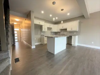 Executive Townhomes Available for September & October Stunning 3-Bedroom Townhomes in Petawawa We ha...