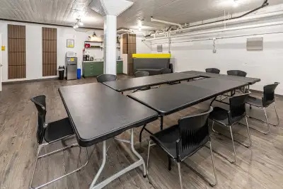 Flexible private spaces designed to be flexible to fit your needs. Available for daily use for team...