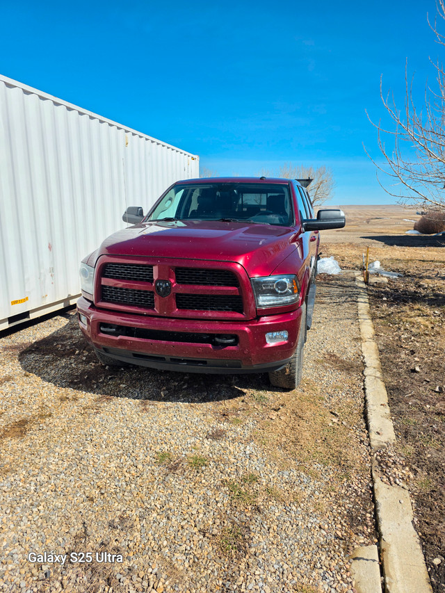 2017 Dodge 2500 deleted, 260K, excellent condition in Cars & Trucks in Calgary