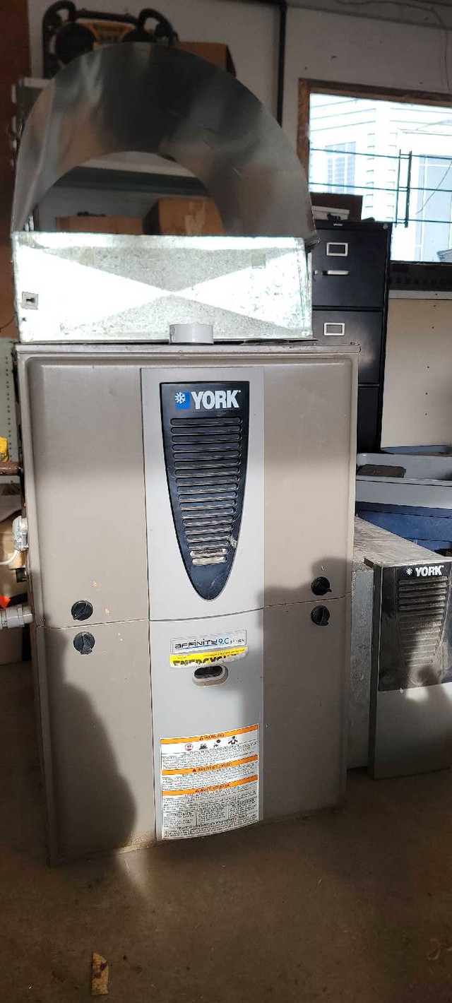 York Affinity 9.C series furnace in Heating, Cooling & Air in Edmonton
