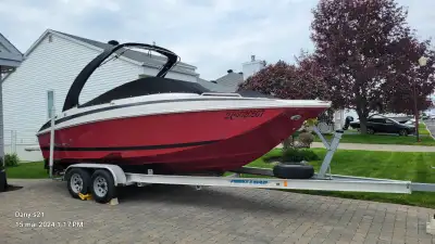 Bateau Régal fasdeck 24 2012, moteur neuf 0 heure, pied Bravo 3 double hélice stainless steel,tour d...