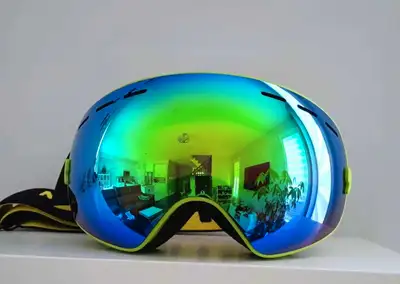 Skis / Snowboard Goggles Brand New Adult or Youth