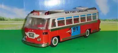 De ma collection privée...Série Vintage...Gros Autobus flambant neuf dans boîte..."Airport Limousine...