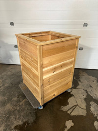 Cedar Planter Box - Large