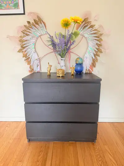 3 drawer dresser in good condition
