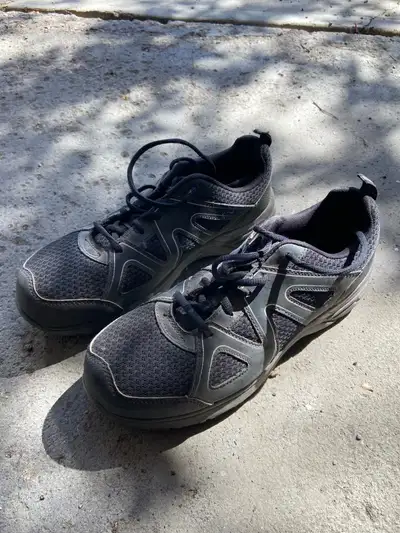 Steel Toe Shoes.  Umpire Shoes.  Size 6.5, View more