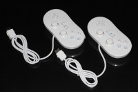 2X NINTENDO WII+WII U-CLASSIC-MANETTES/CONTROLLERS (NEW) (C003)