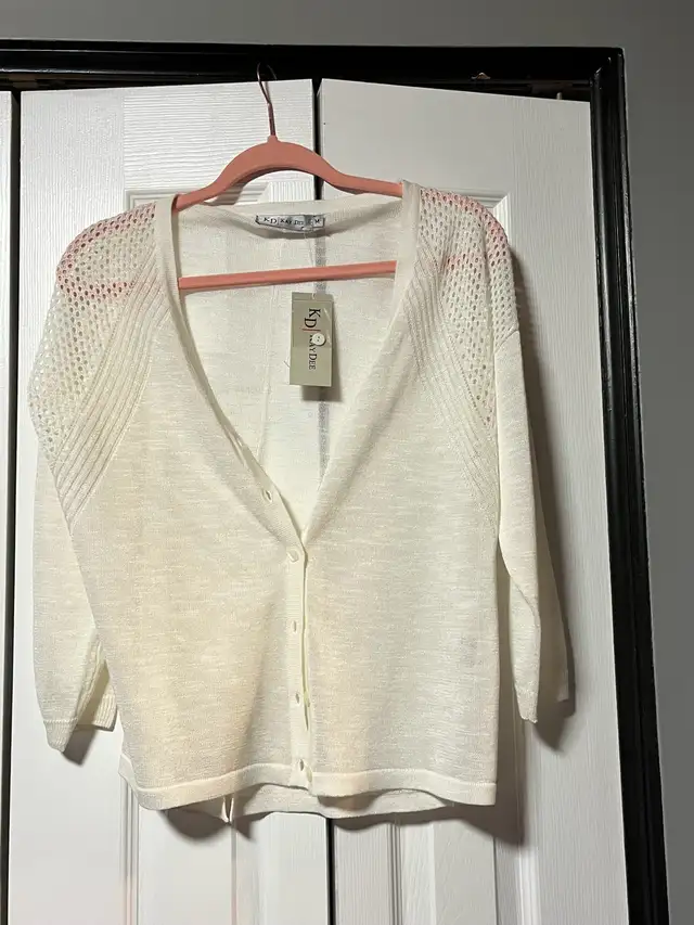 BNWT Linen dress and sweater $40 dress small sweater medium in Women's - Dresses & Skirts in Kitchener / Waterloo - Image 5