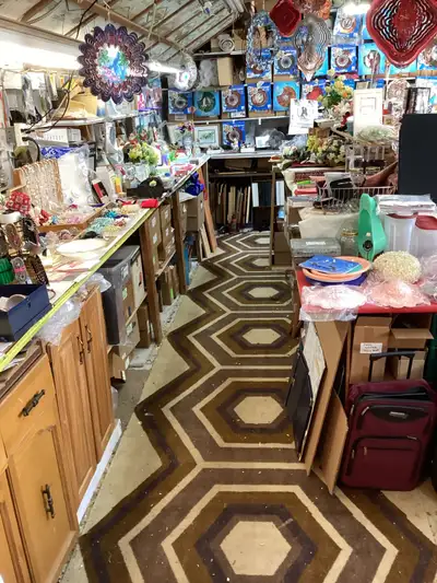 garage sale, View more