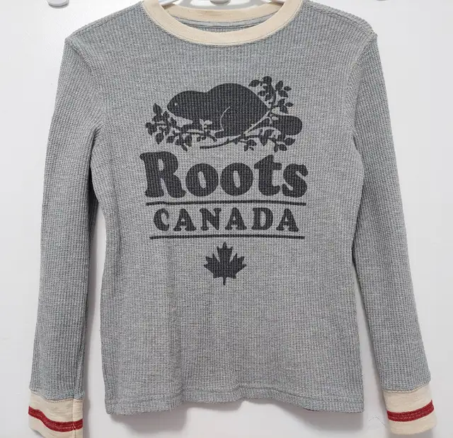 ROOTS and TOMMY HILFIGER Long Sleeves (Boys) in Kids & Youth in Oshawa / Durham Region - Image 2
