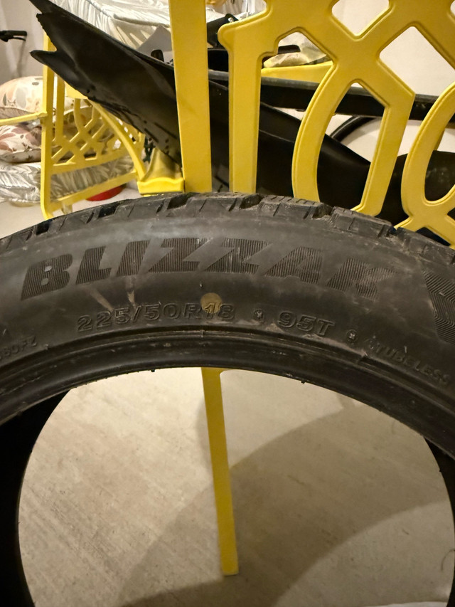 Bridgestone Blizzak 225 50 R18 Winter Tires in Tires & Rims in Ottawa