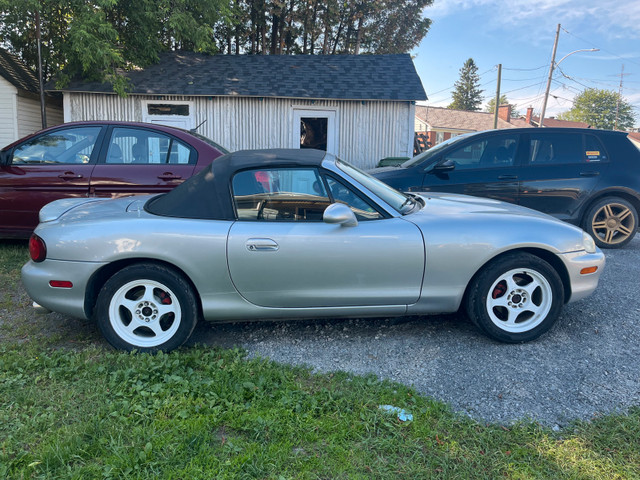 Mazda MX5 Miata (NB1) dans Autos et camions  à Laurentides