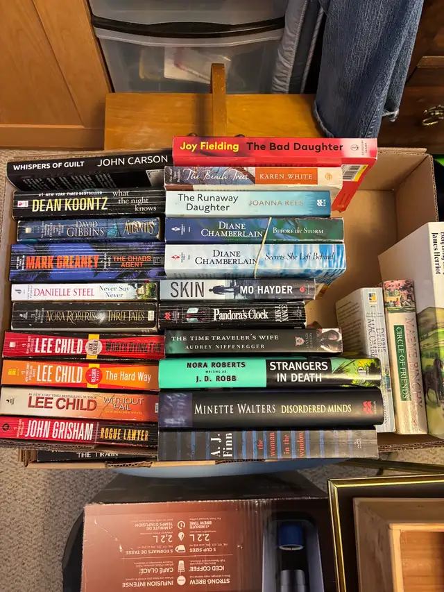 Assorted Paperbacks 575594693615964163