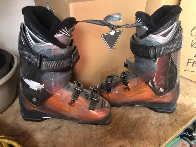 Dalbello Viper Surge ID Ski Boots - Male - size 328 mm in Ski in Calgary - Image 6