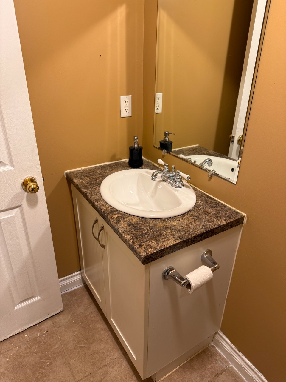 Studio Apartment for Rent – Niagara Falls – Available October 1 5