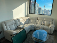 Reclining sectional