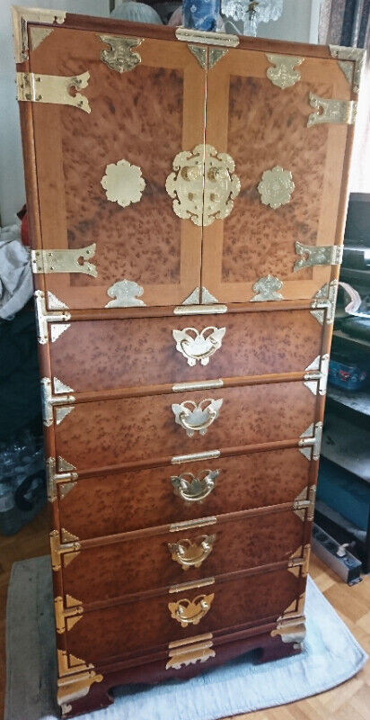 Asian Oriental Dresser Cabinet Solid Wood Brass Butterflies in Arts & Collectibles in Oshawa / Durham Region - Image 4