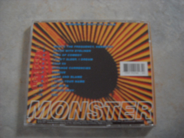CD du groupe R.E.M. / Monster dans CD, DVD et Blu-ray  à Saguenay - Image 2