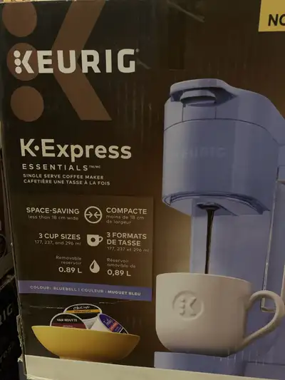 Brew your perfect cup with this Keurig K-Express single serve coffee maker, compatible with K-Cup po...