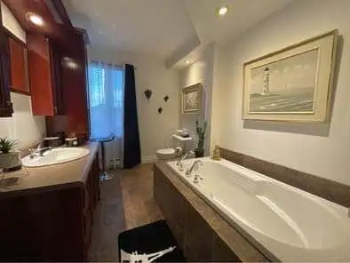 CHAMBRE  tout inclus IDÉAL POUR TRAVAILLEURS/EUSES JONQUIERE in Room Rentals & Roommates in Saguenay - Image 10