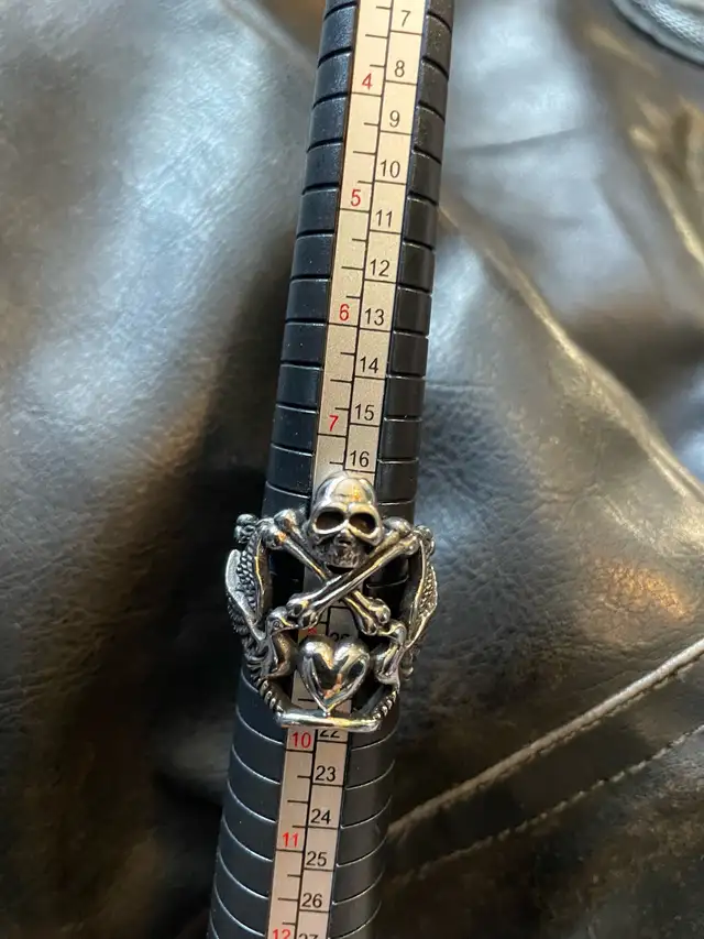 biker ring64733722704131122