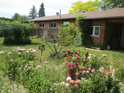 Hi! I'm renting out a private room in a shared house near Algonquin College (about 15min walking dis...