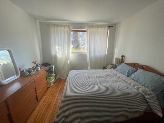 Quartier VILLERAY : grand 4 1/2 — photo 2