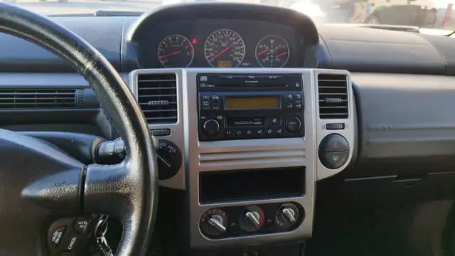 Nissan X-Trail62863215995138124