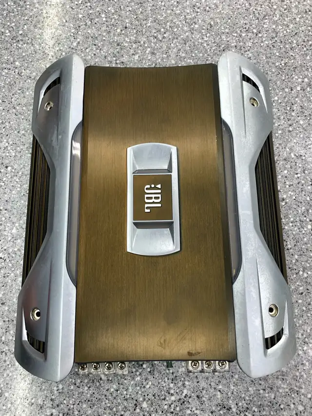 JBL GTO752 Car Amp