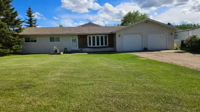 Well cared for home on 3.93 acres just north of Wolf Creek golf course on Northstar Crescent in Pono...