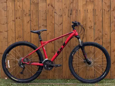 GT Avalanche 27.5 Wheels And hydraulic brakes, View more