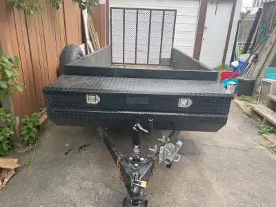 This is a solid, heavy-duty utility trailer, great for landscaping, construction, or general hauling...