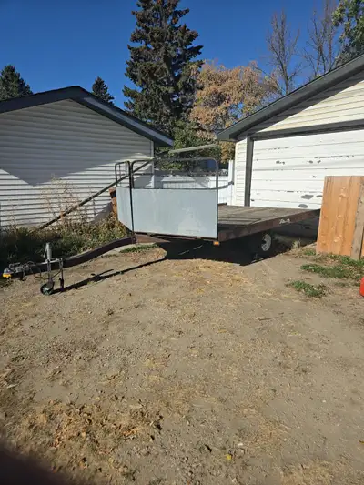 Get it while it lasts you won't see a price like this ....go ahead have a look around. The trailer h...