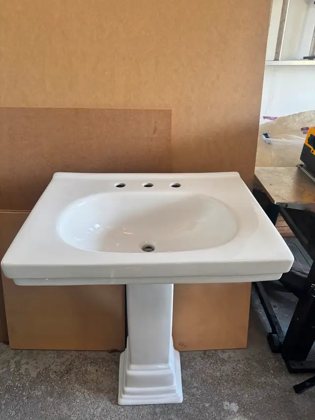 3 New Pedestal Sinks62863284575489121