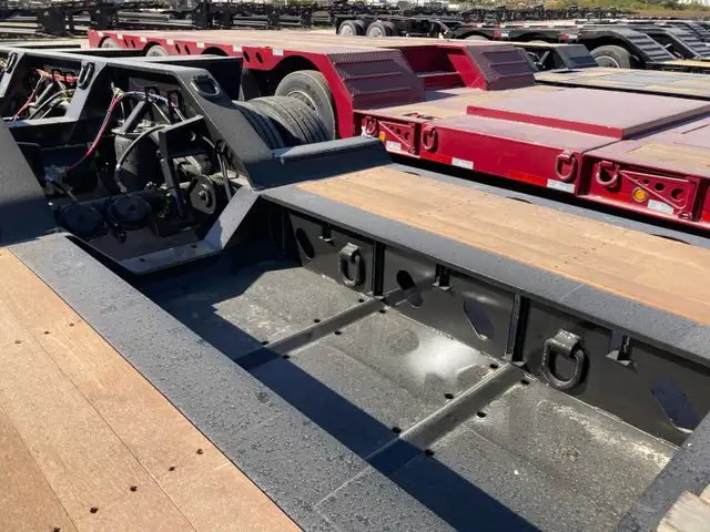 2026 XL Specialized 55Ton Float (x2) 18” LDH and (x2) 22” LDH) in Heavy Equipment in Hamilton - Image 7