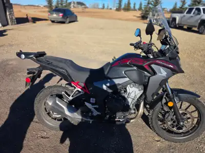Givi touring windshield and rear storage box. Heated hand grips. No trades. Cash only.
